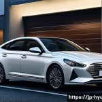 현대 그랜저와 렉서스 ES 비교 - A sleek modern Hyundai Grandeur sedan parked on a bustling Tokyo street at dusk, featuring a bold fr...